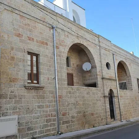 Palazzo Dei Saraceni Ferienhaus Ugento